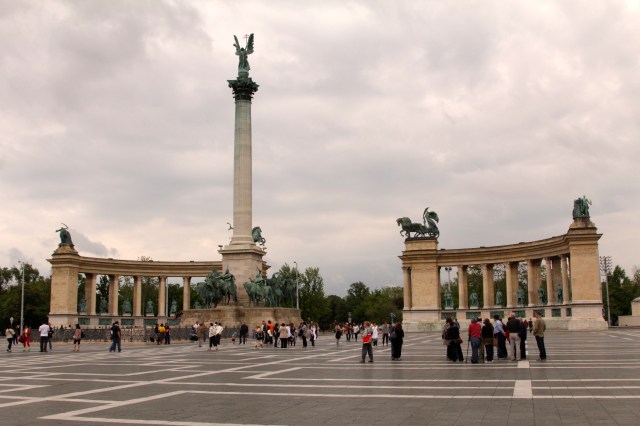 plein van de helden, budapest